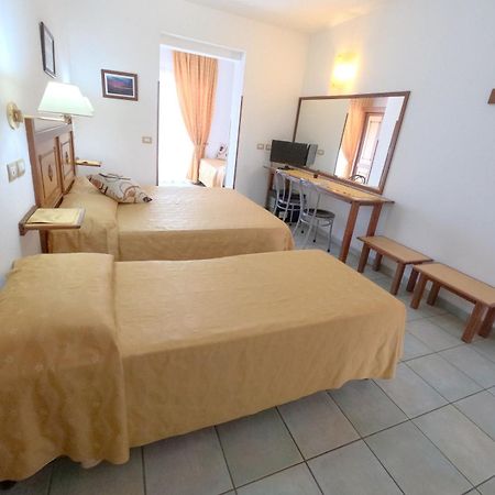 Hotel La Playa Кала-Гононе Экстерьер фото