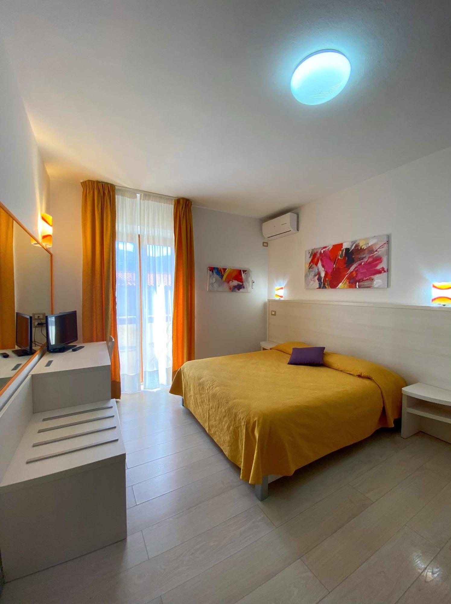 Hotel La Playa Кала-Гононе Экстерьер фото