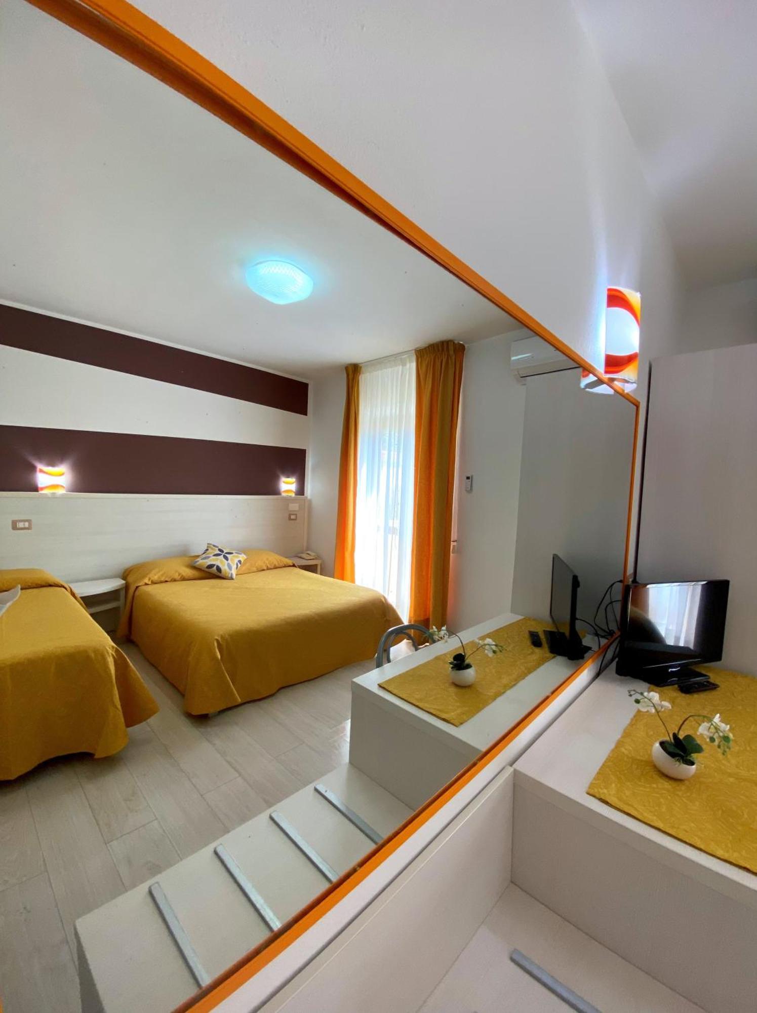 Hotel La Playa Кала-Гононе Экстерьер фото