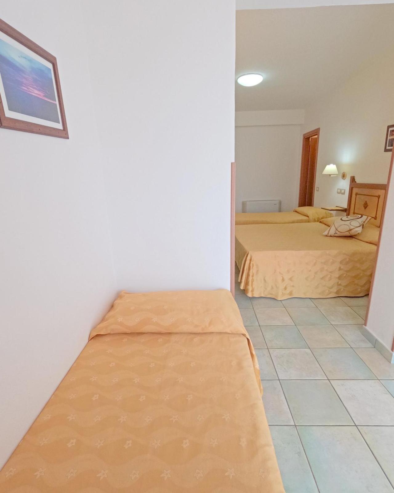 Hotel La Playa Кала-Гононе Экстерьер фото