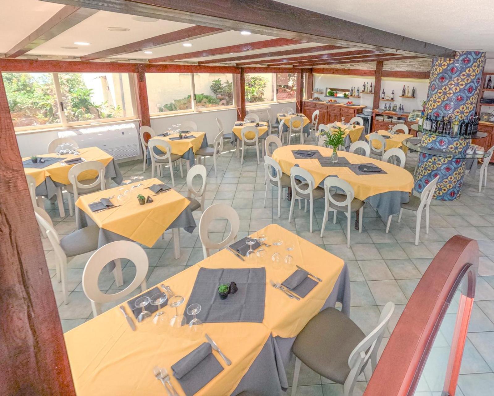 Hotel La Playa Кала-Гононе Экстерьер фото