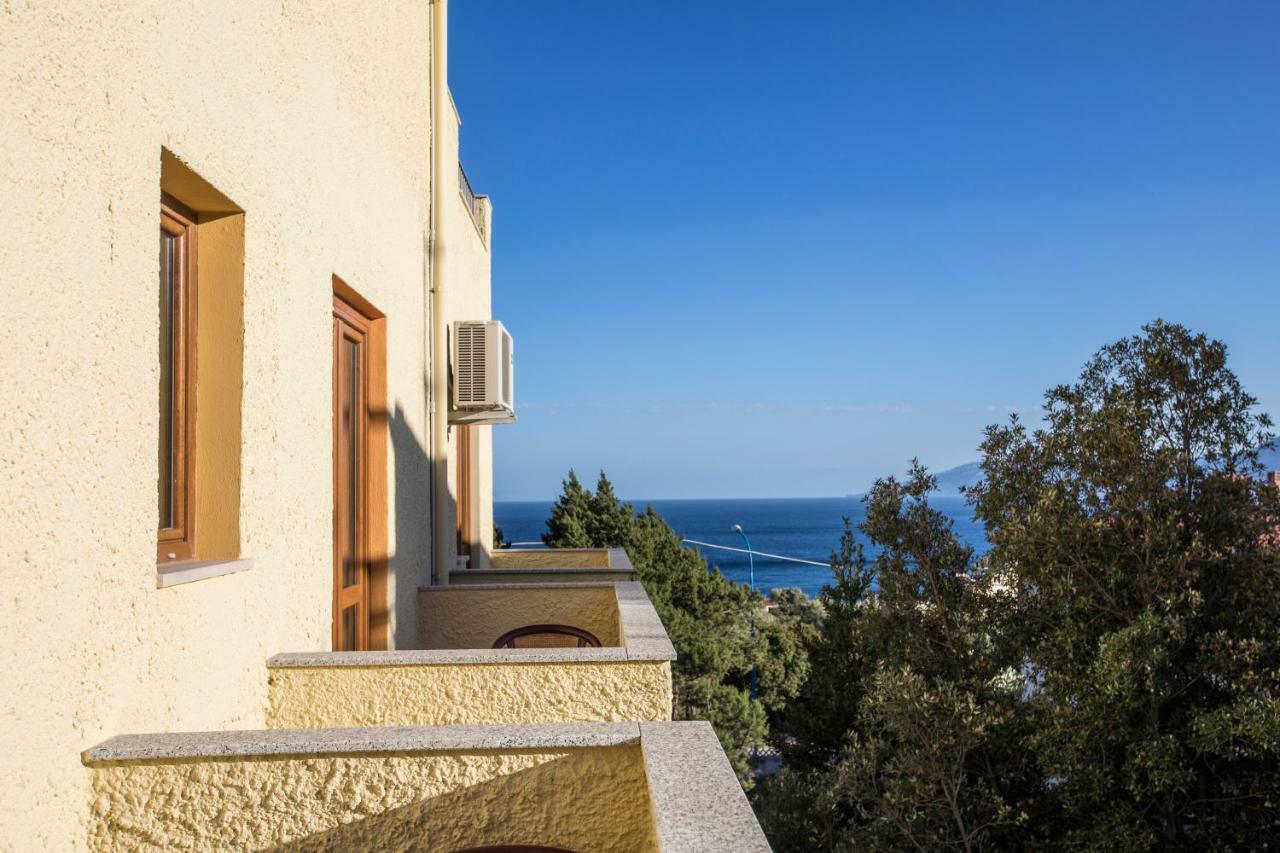 Hotel La Playa Кала-Гононе Экстерьер фото